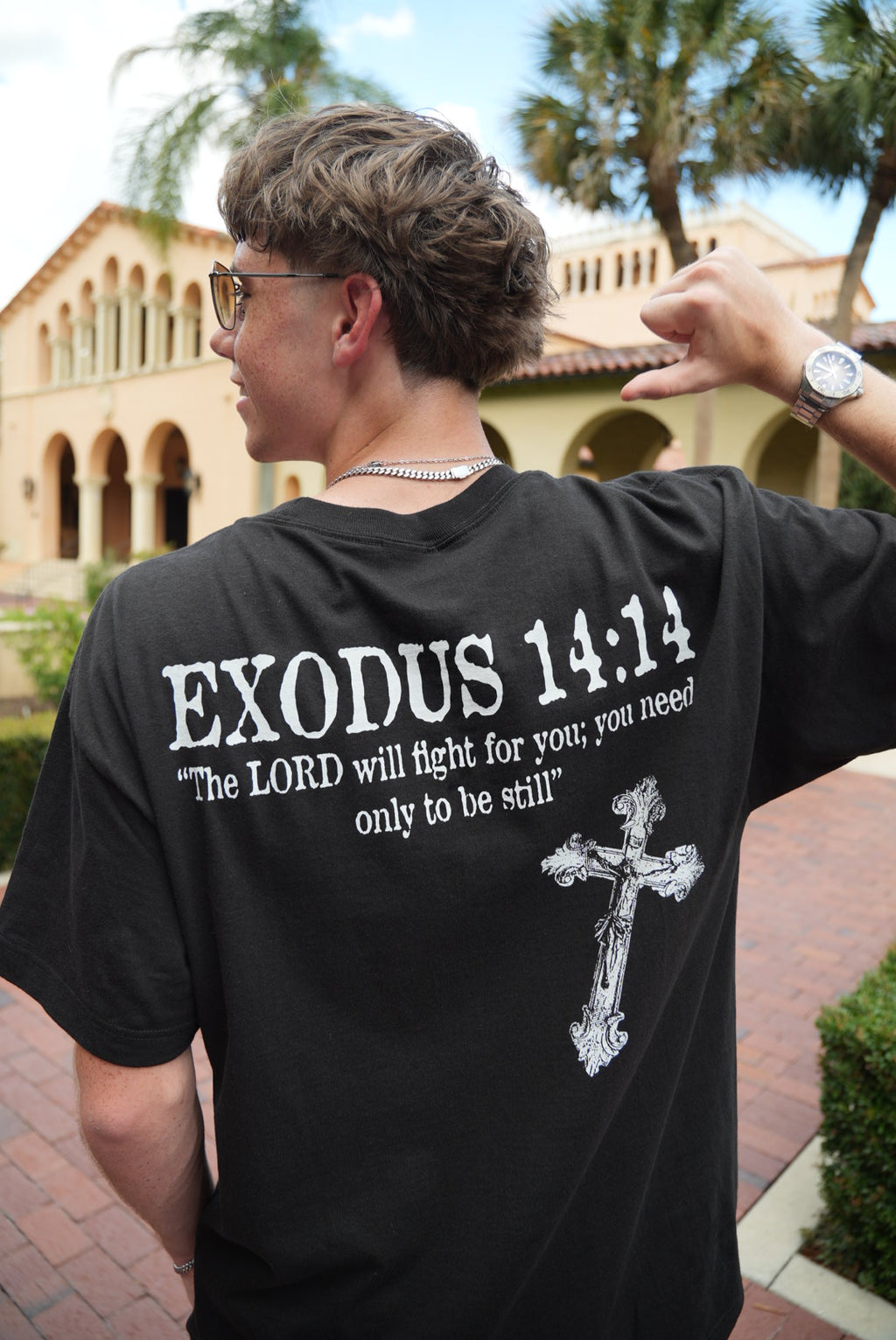 Jesus Victory Black Tee
